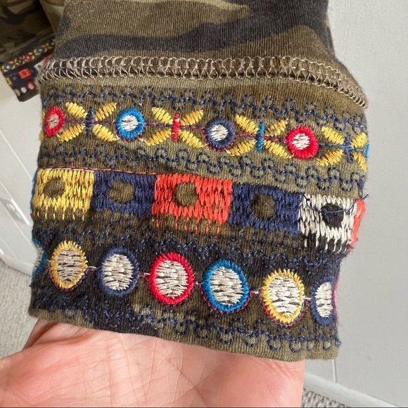 Johnny Was Camo Green Rina Raglan Hoodie Jacket - Picture 6 of 13